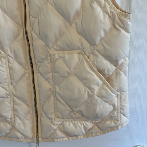 Vest - Picture 4 of 5